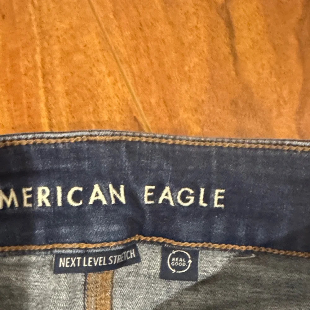 American Eagle Outfitters Dark Blue Flare Jeans - Picture 2 of 4